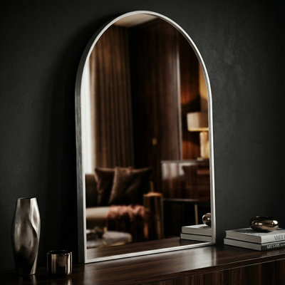  Miroir arqué Lucy avec cadre en aluminium argenté brossé, 20 x 30