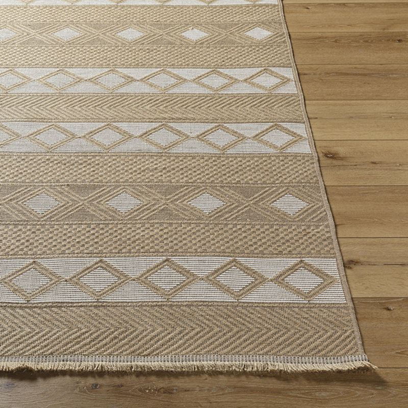 Karyssa Machine Washable Indoor Rug, Rectangle 2'7" x 5'