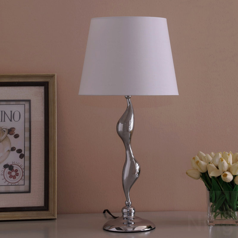 Lampe de table - Art déco argenté de 24 pouces silhouette argentée