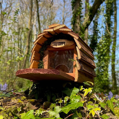Ehsan Hanging Squirrel House