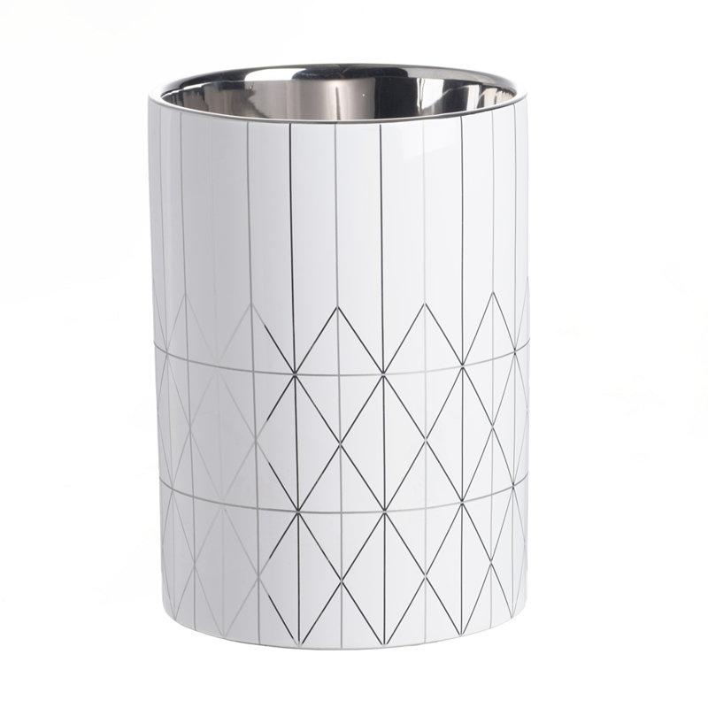 D6.3X8.7" Ceramic Planter, 8.7" H x 6.3" W x 6.3" D