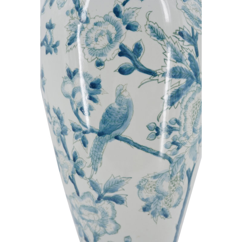 Vase au design contemporain