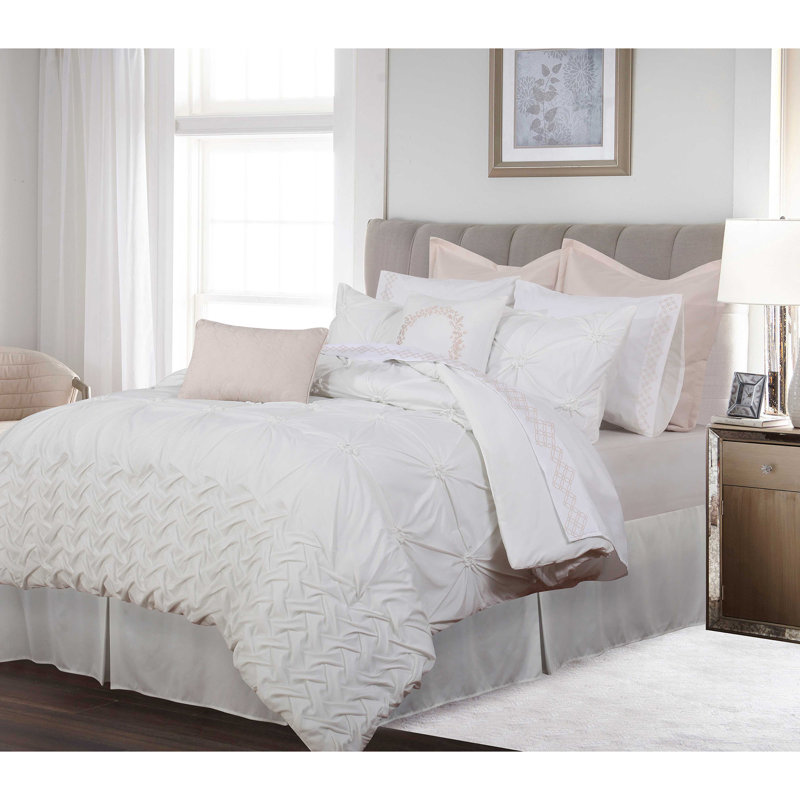 Bedding, Queen Comforter + 5 Additional Pieces, Plum