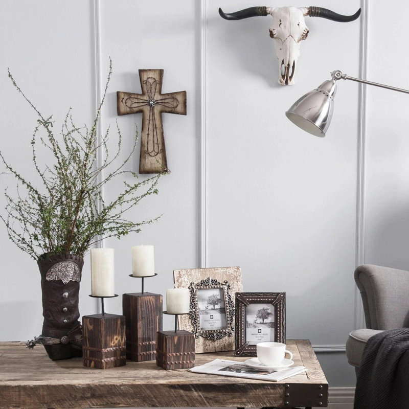 Cross Resin Wall Décor