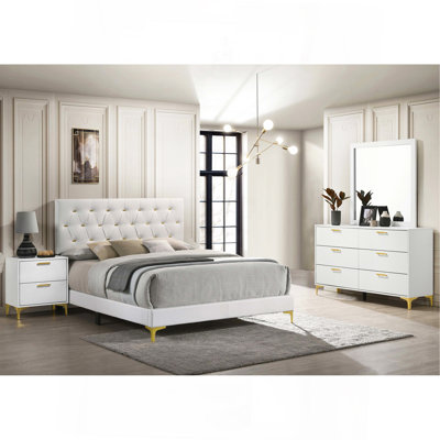 James White 4-Piece Queen Bedroom Set