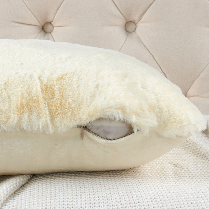 Housse de coussin lourd en fausse fourrure, H 20 pi x l 20 pi, Blanc antique