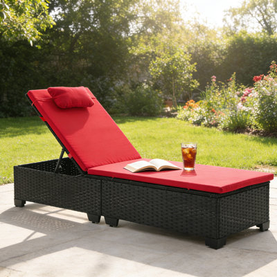 PE Rattan Outdoor Lounge Chair (Single)