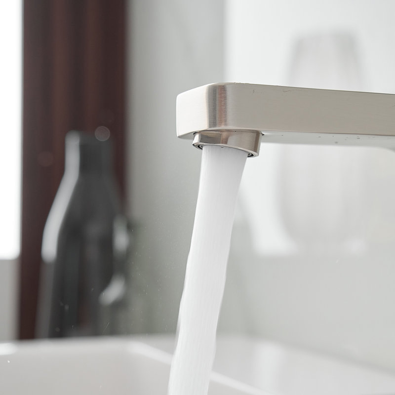 Single-Hole Single-handle Bathroom Faucet, Brushed Nickel