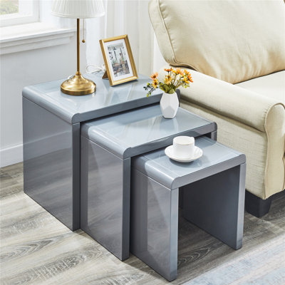 Beula 3 - Piece Stackable Living Room Center Table Nesting Table Set With Tempered Glass Top