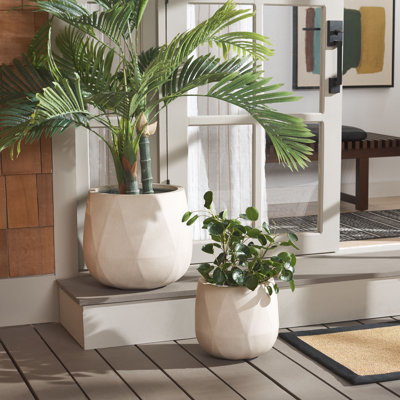 Yunque Pot Planter