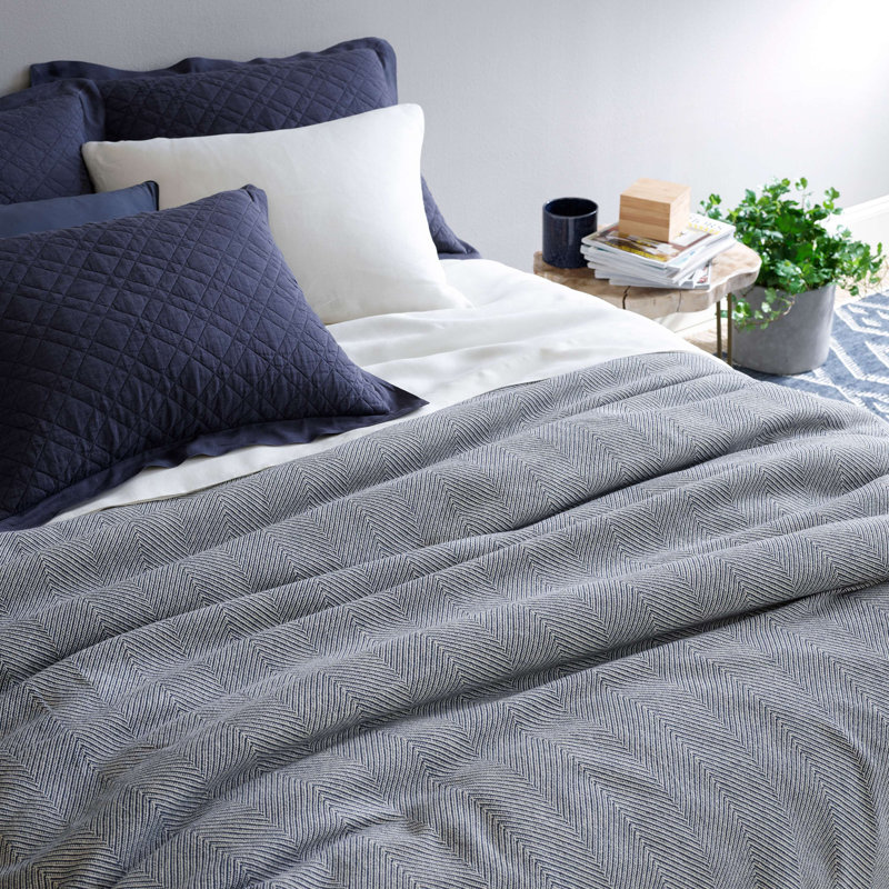 Herringbone Blanket, Navy/Ivory, Full/Queen Blanket