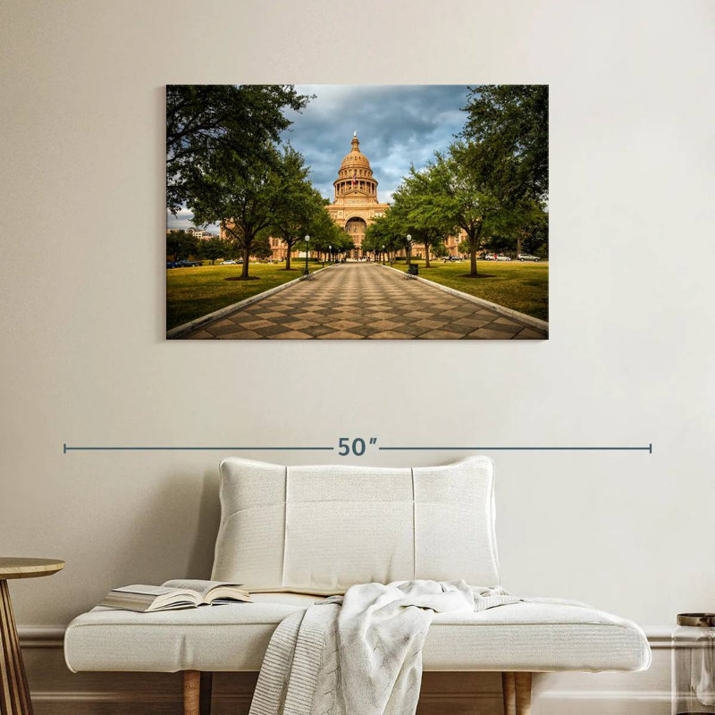 Ravi Texas State Capitol, 26" H x 39" W