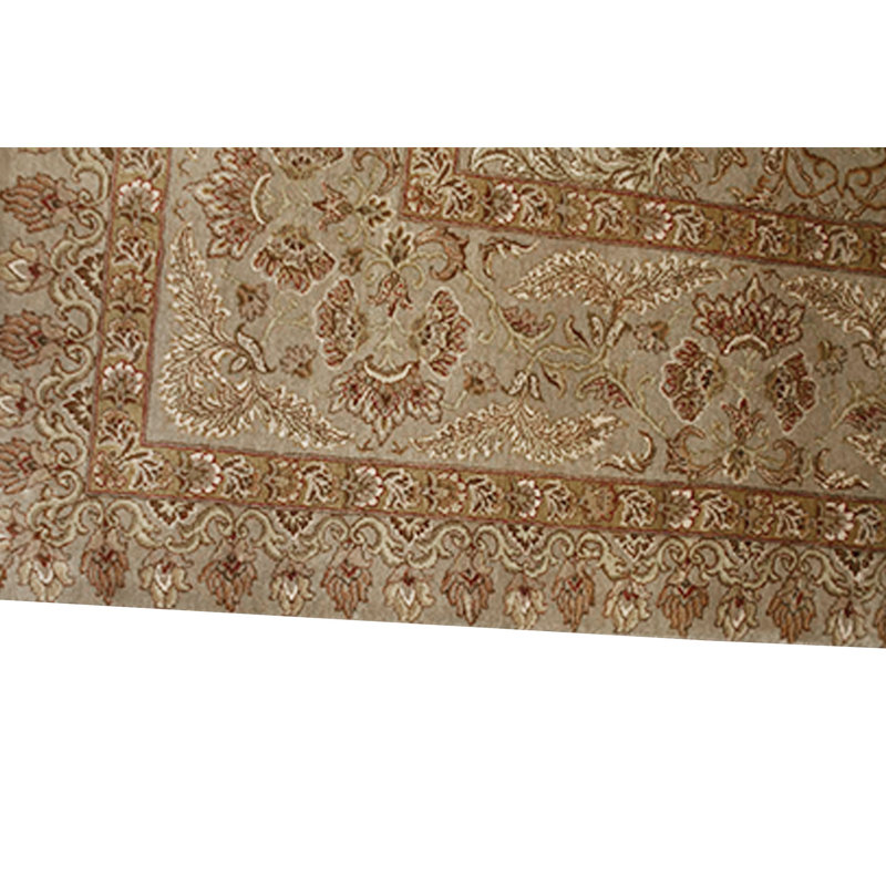 Tapis ivoire et ivoire noué à la main de haute qualité