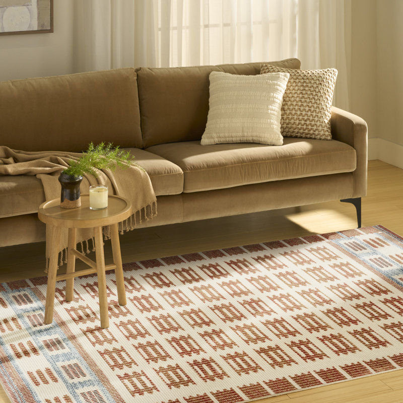 Marilo Power Loom Polyester Area Rug, Rectangle 4' x 6'