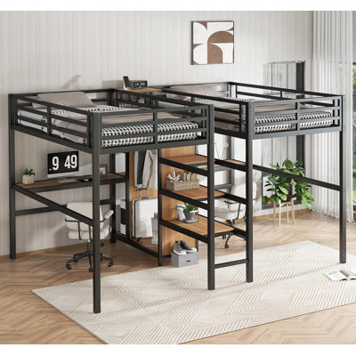Lit mezzanine simple au-dessus d'un lit simple en métal avec bureau double, armoire et tablettes avec prise électrique pour économiser de l'espace et réduire le bruit, grain de bois