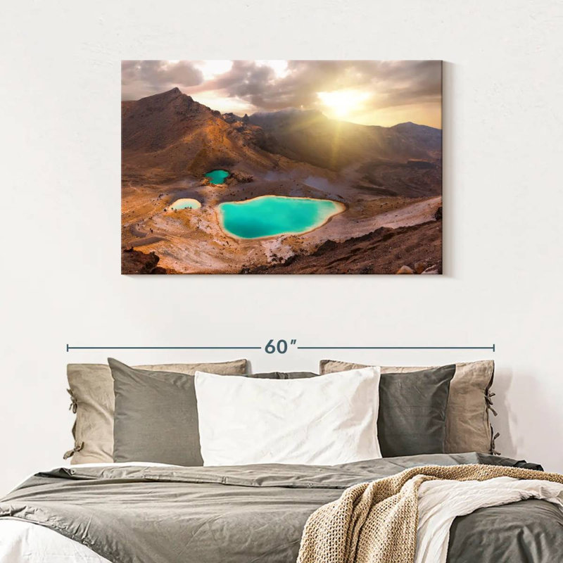 Kavia Sunkissed Emerald Lakes, 30" H x 45" W