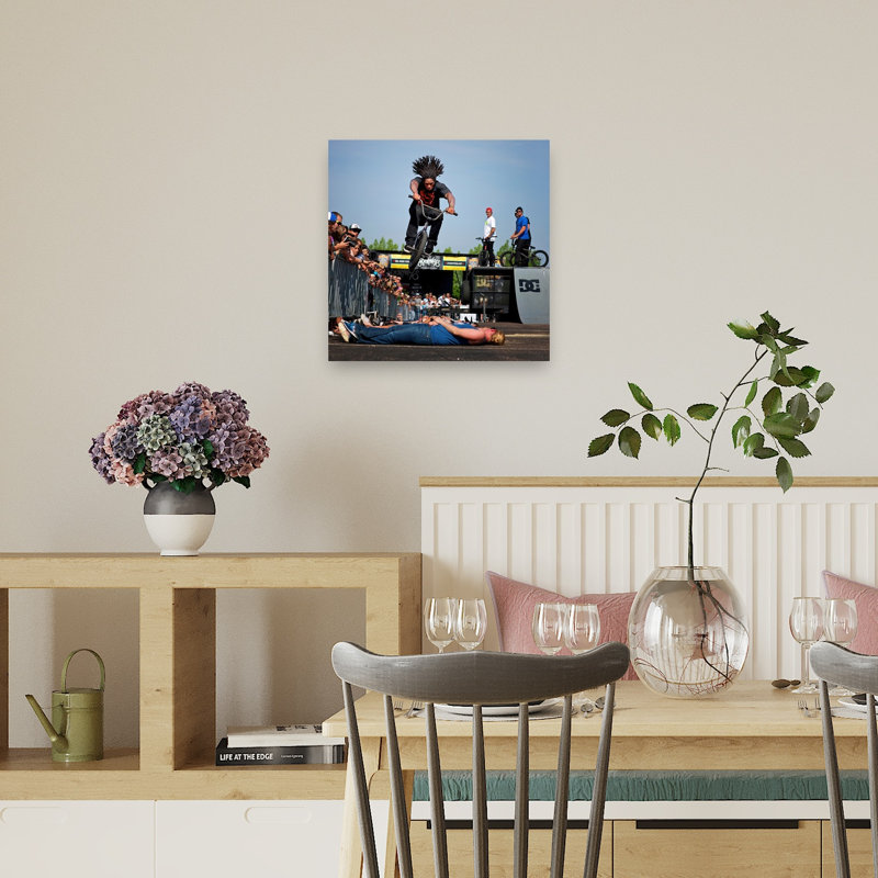 Bmx Rider In Flight, paysage contemporain abstrait, reproduction d'art mural, H 18 po x l 18 po