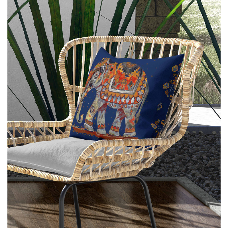 Coussin intérieur / extérieur Decorated Elephant, Bleu/rouge/orange, Carré 26 po