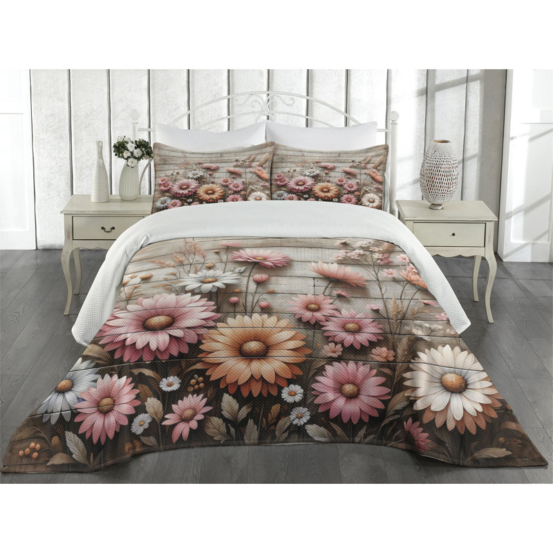 Polyester Floral Coverlet, Queen Coverlet + 2 Standard Shams