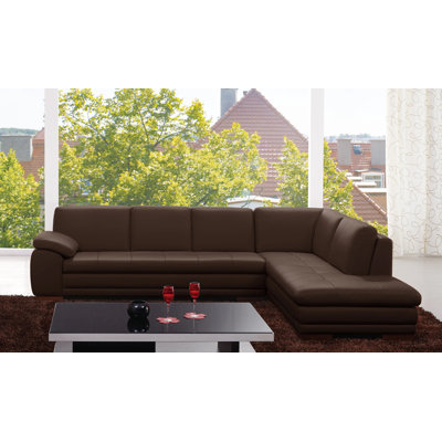 Nottingham Upholstered L-Shaped Sectional Right Hand Facing