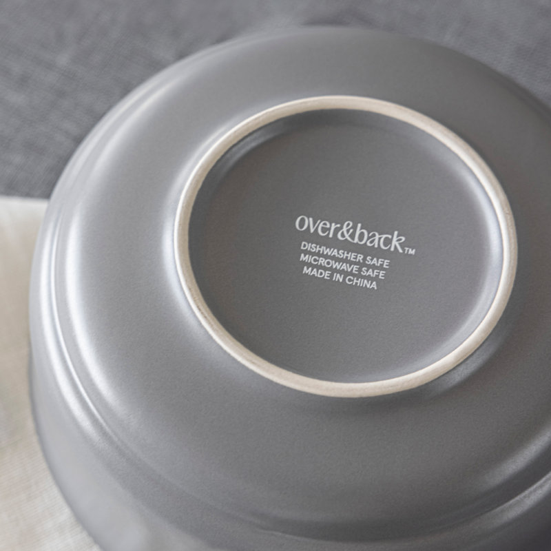 au-dessus et au-dessus de bols à céréales en grès finis à la main 26 oz, Gris
