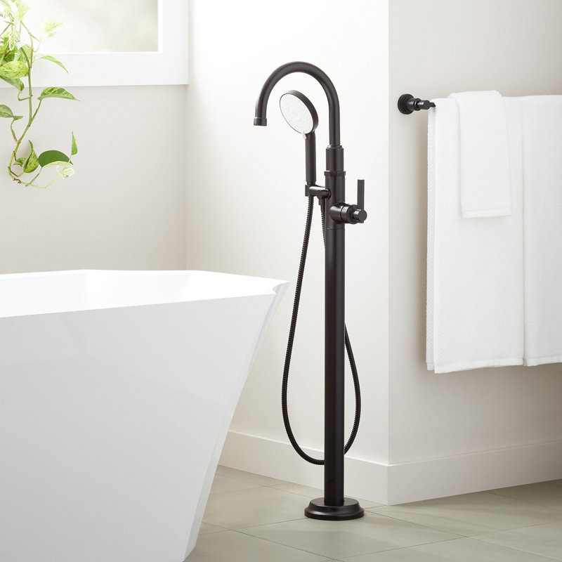 Robinet de baignoire autoportant Signature Valy Greyfield sans valve brute, Matte Black