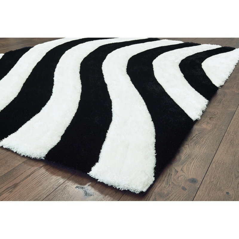 Tapis noir jet / blanc pur à poil long Fitts, Rectangle 1 pi 10 po x 3 pi