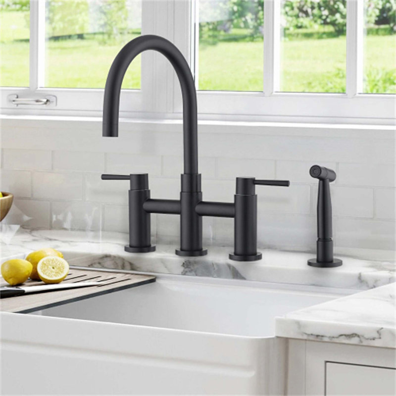 Red Cloud Pull Out Kitchen Faucet, Matte Black