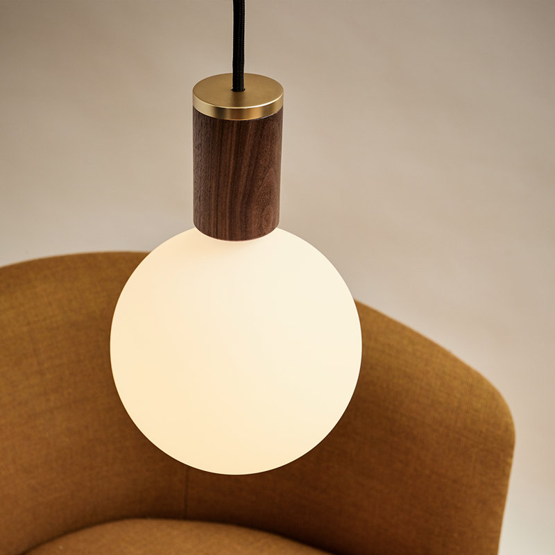 Sphere IV E26 LED Bulb