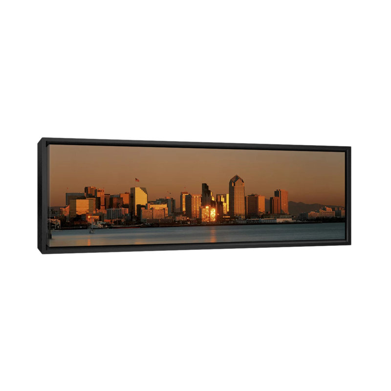 «San Diego Skyline at Sunset», reproduction de photo sur toile, H 12 po x l 36 po x P 1,5 po, Cadre noir