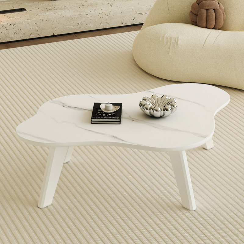 Table basse en simili marbre blanc avec pieds en bois massif