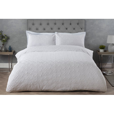 Meridan Solid Colour Duvet Cover Set with Pillowcases Included