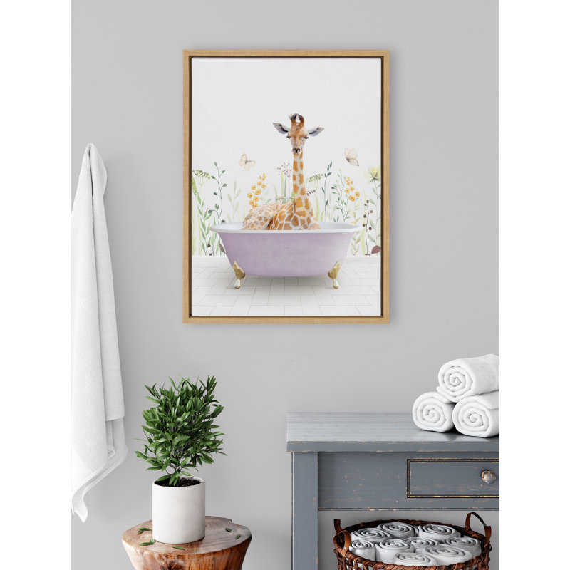 «Giraffe In Spring Bath» par Amy Peterson, reproduction d'art sur toile encadrée, Naturel