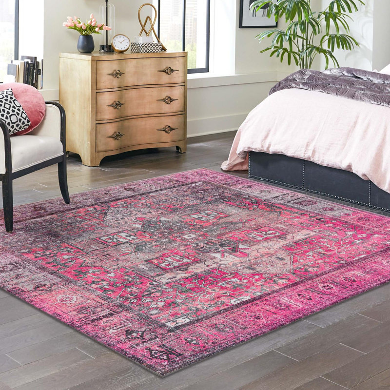 Tapis transitionnel de couleur rose-noir, Carré 7 pi 6 po