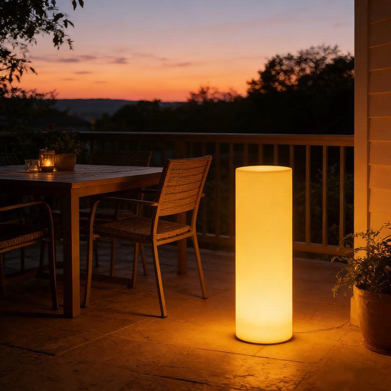 Lampe sur pied à DEL 16 couleurs