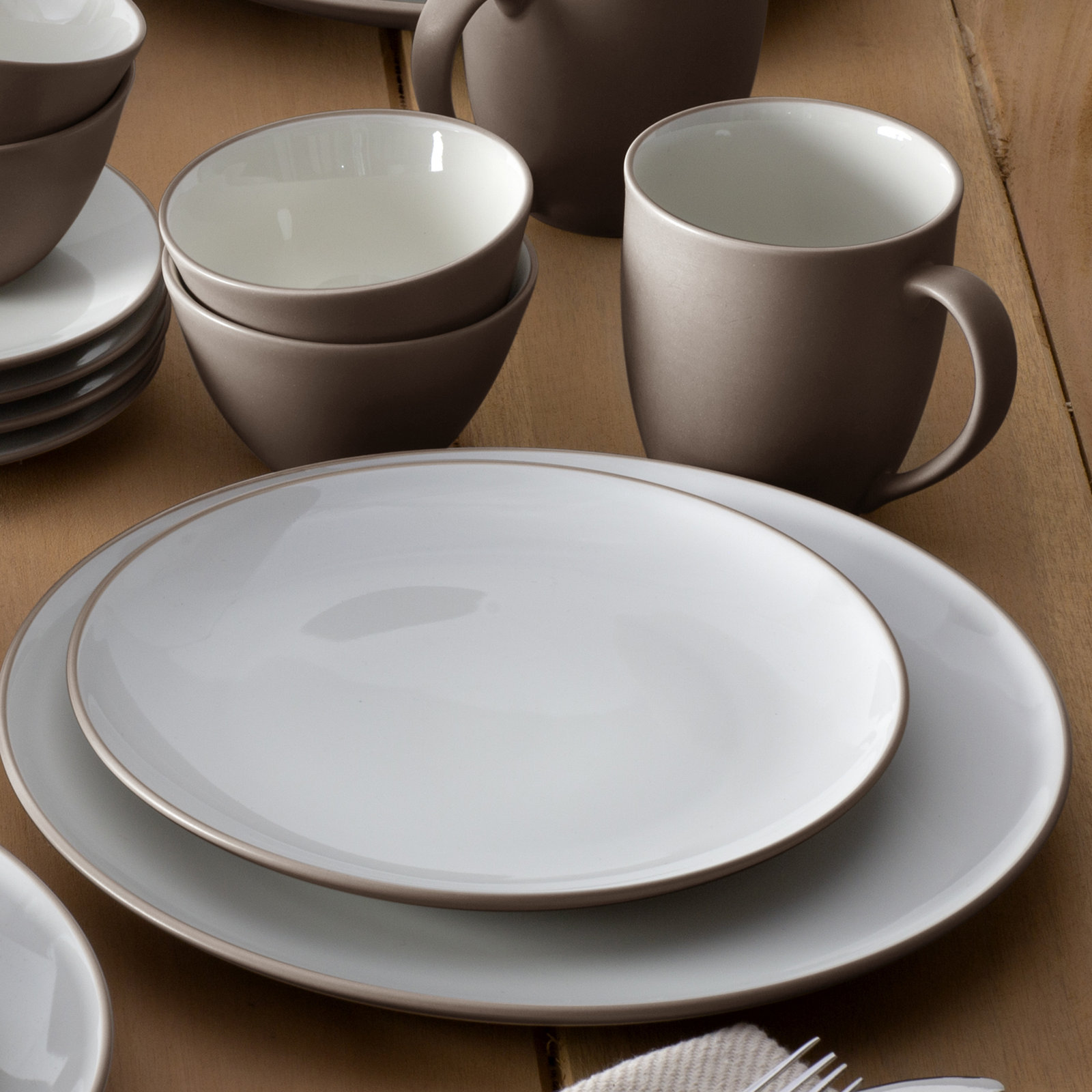 Colorwave Stoneware Dinnerware Set - Service for 4, Clay