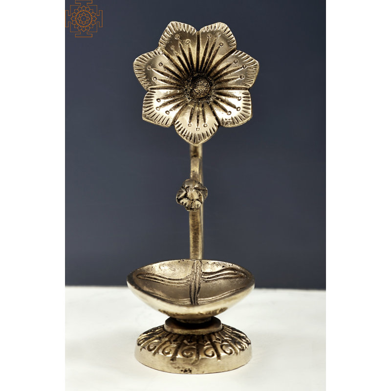 Lampe à huile en forme de mèche en forme d'hémiscus à la main en diya de 3 pouces fabriquée à la main pour la puja, la méditation et la décoration intérieure