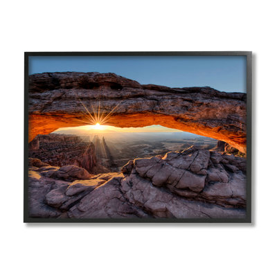 «Stupell Industries Desert Mesa Arch», art mural sur toile par Lena Owens