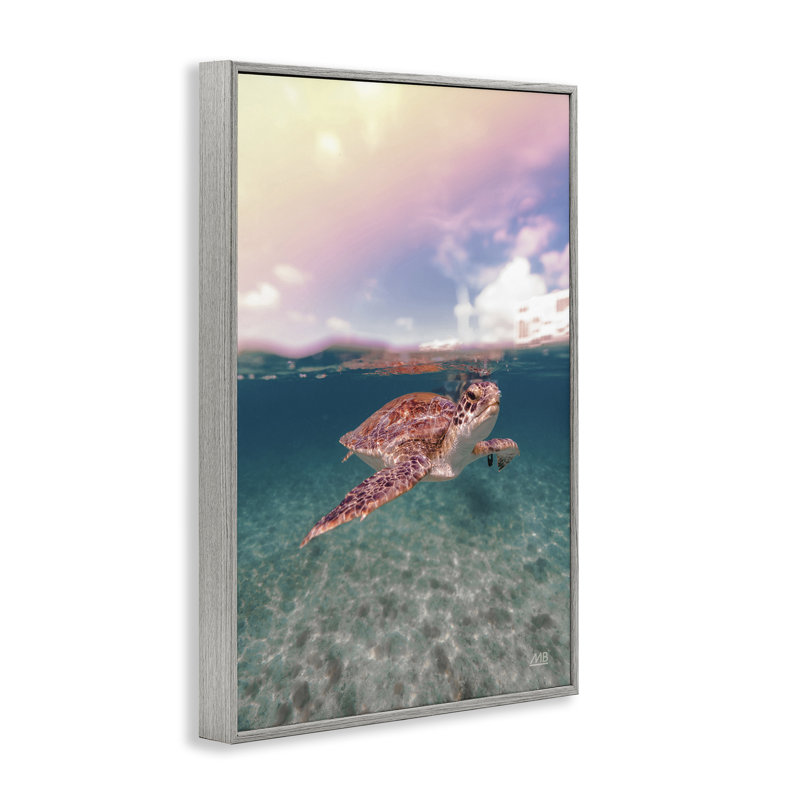 Art au-dessus et au-dessous de la tortue de mer, estampe numérique par Max Blakesberg Studios, Estampe numérique Farmhouse