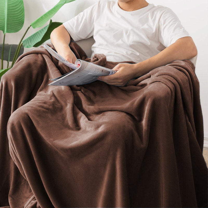 Makilah All seasons Sherpa Fleece Fur Soft Blanket for Bed, Sofa Throw  , 240cm H x 200cm W, Coffee