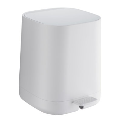 Square bathroom step can