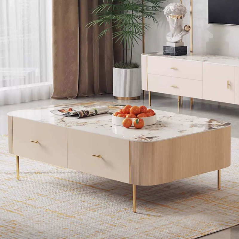 Table basse rectangulaire en bois manufacturé