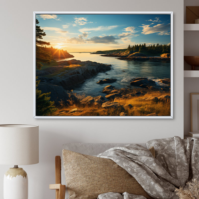 Yellow Gblue Maine Landscape, reproduction d'art sur toile, Cadre flottant blanc, H 16 po x l 32 po x P 1 po