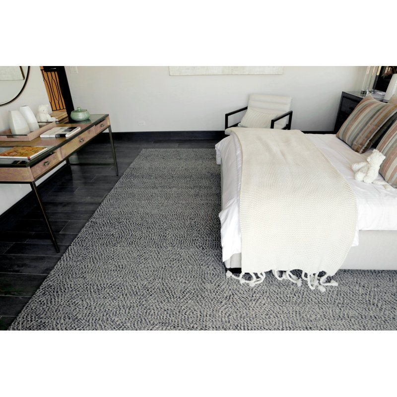 Woven Earth Wool Geometric Area Rug in Silver, Rectangle 10' x 14'