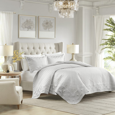 Croscill Versailles 3 Piece Quilt Set
