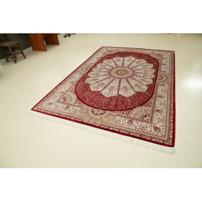 Silk Oriental Indoor Rug