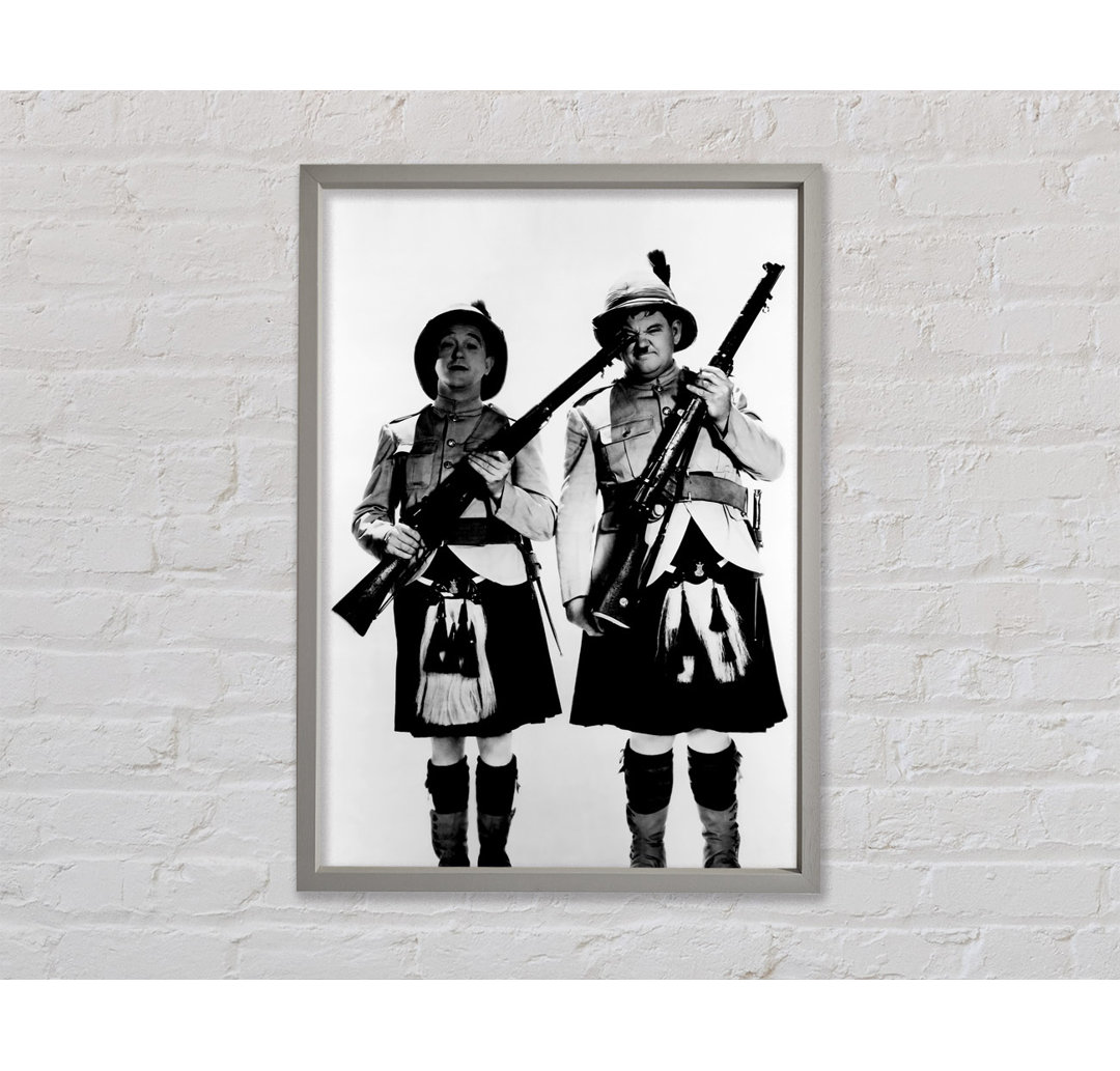 Laurel And Hardy Highland Scot - Einzelner Bilderrahmen Kunstdrucke auf Leinwand