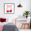 Cadre flottant Lucky Cherries & Bow, design par Paul Brent-668860705-668860706