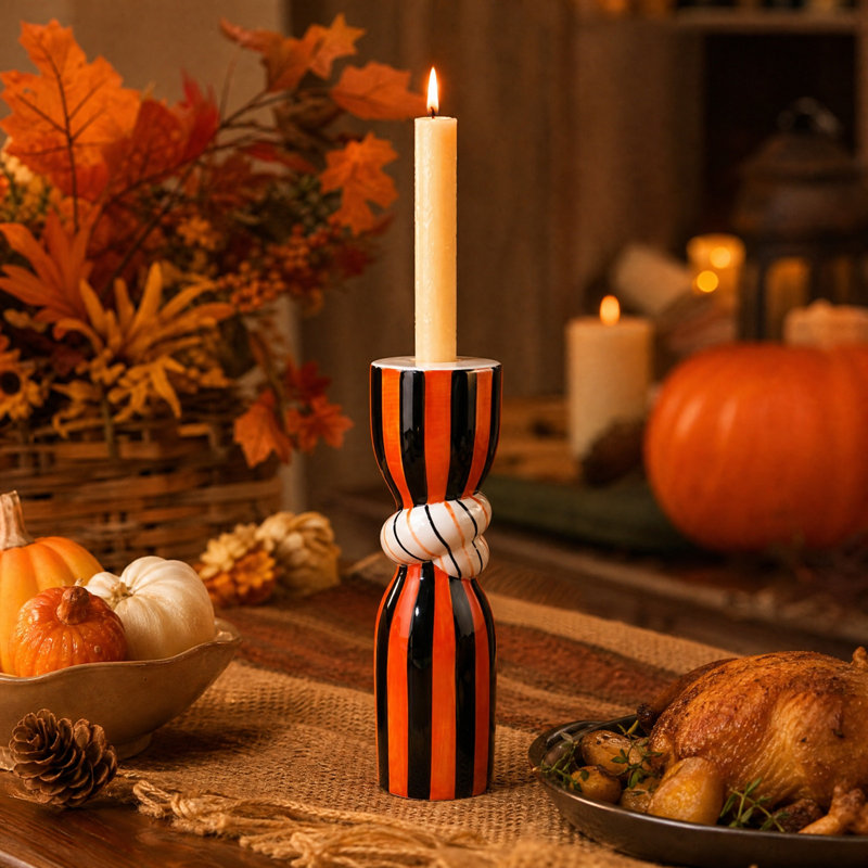 Bougeoirs en céramique à rayures orange et noires, motifs torsadés et noués, pour l'Action de grâce et Halloween. Socle pour bougie conique.