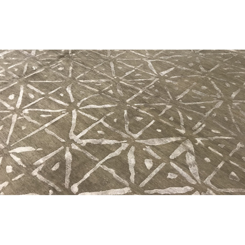 Rayon Geometric Area Rug in Camel/Brown